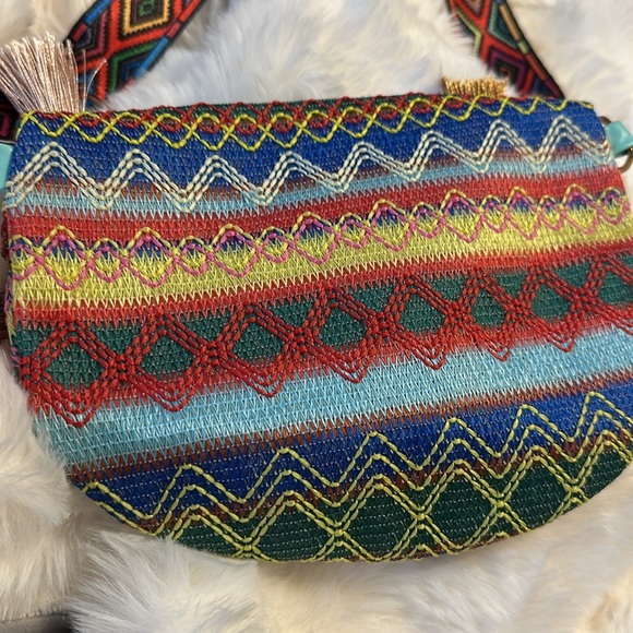 Super cute tassel fanny pack - Picture 3 of 5